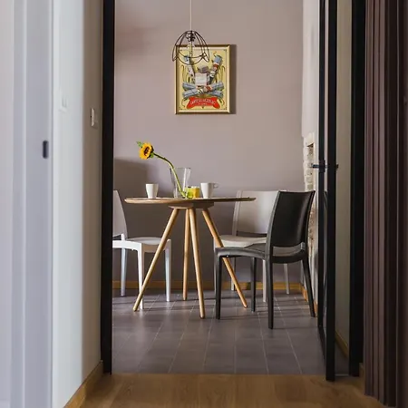 Adelaide Couette-café Trieste