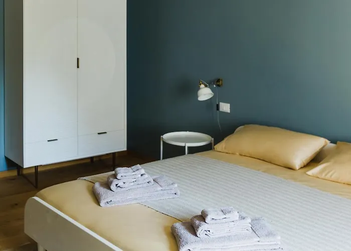 Adelaide Bed & Breakfast 3*